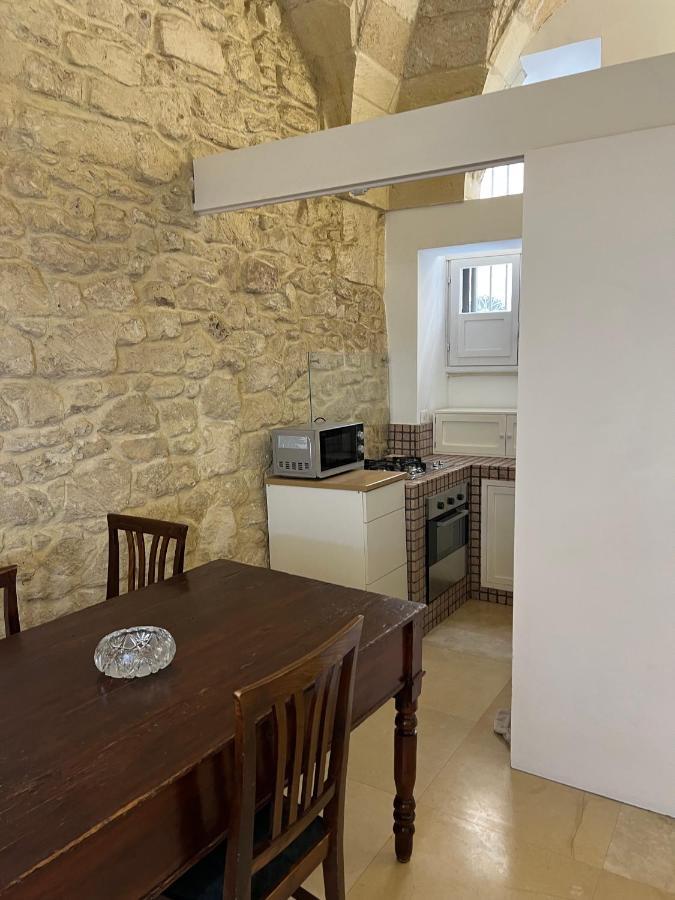 Li Turnisi Apartment Lecce Exterior foto